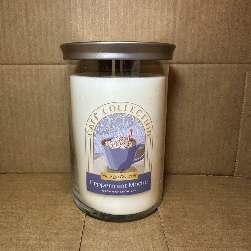 Yankee Candle 20oz Two-Wick Cafe Collection - Peppermint Mocha